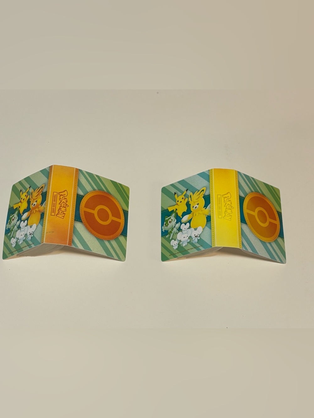 Pokemon 2 Mini Binders - Picture 2 of 3